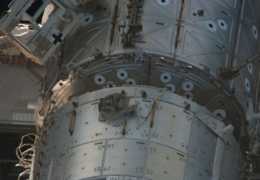 STS134-E-11392