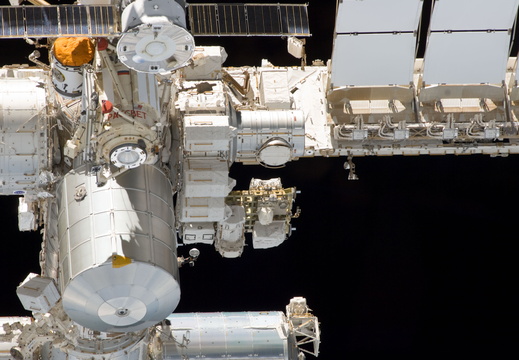 STS134-E-10265