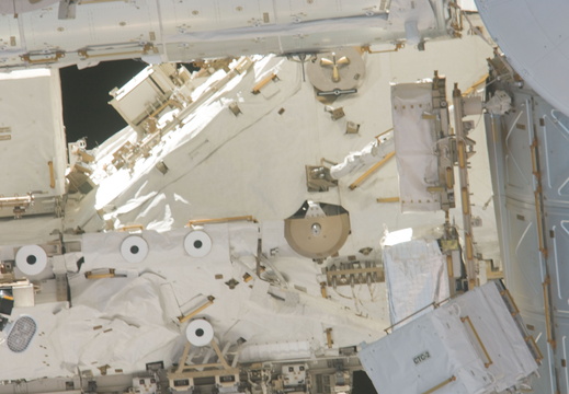 STS134-E-10337