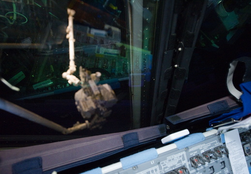 STS134-E-07302