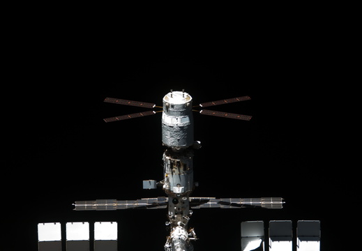 STS134-E-11624