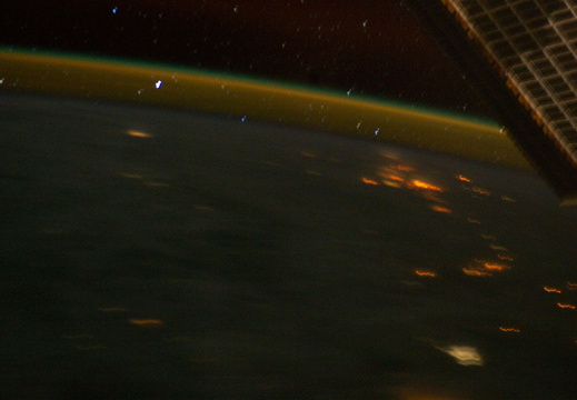 STS134-E-09553