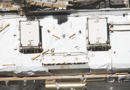 STS134-E-10683