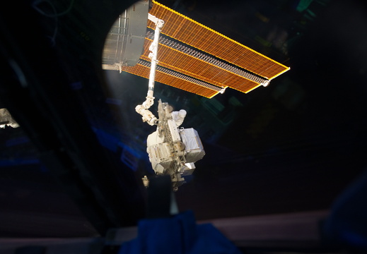 STS134-E-07315