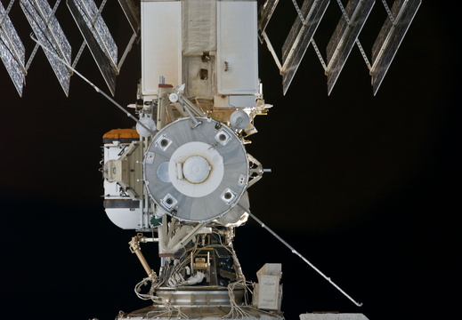STS134-E-06686