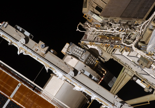 STS134-E-07643