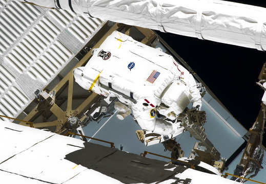 STS134-E-09589