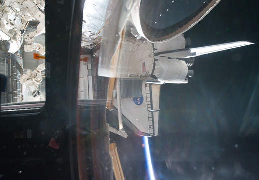 STS134-E-08182