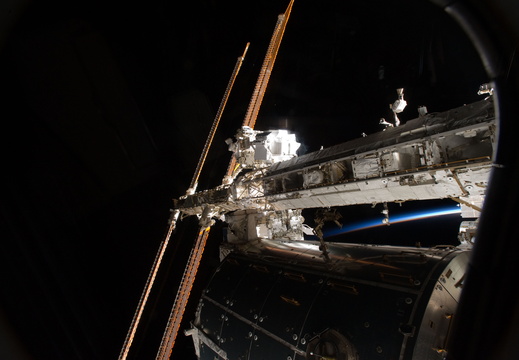 STS134-E-07538
