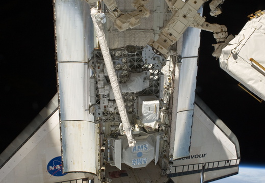 STS134-E-07138