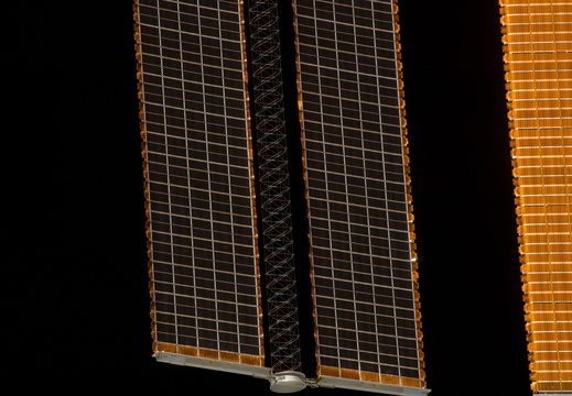 STS134-E-10252