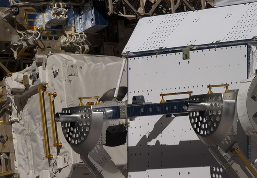 STS134-E-07694