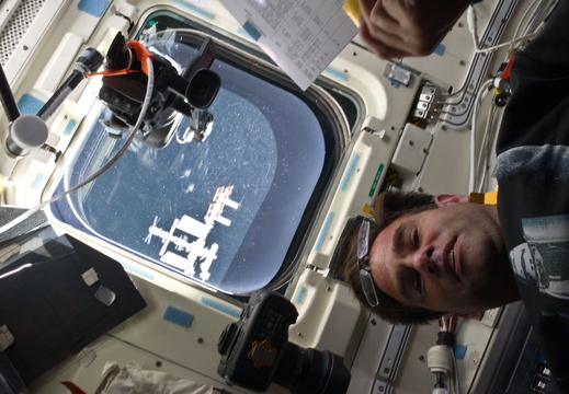 STS134-E-07028