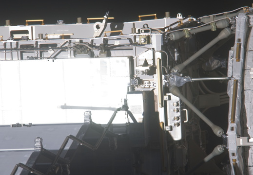 STS134-E-10564