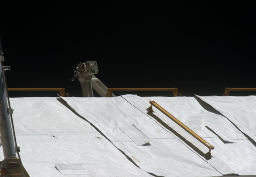 STS134-E-08730