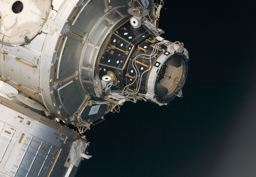 STS134-E-06793