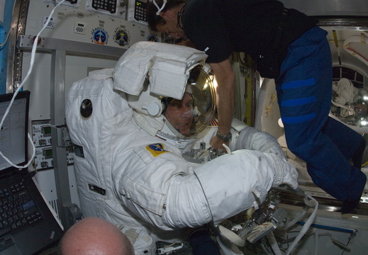 STS134-E-09211