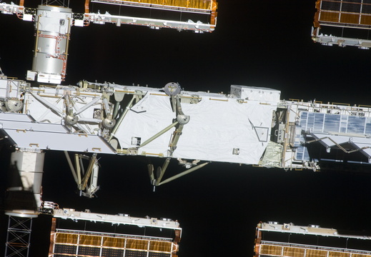 STS134-E-10506