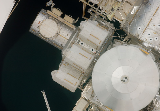 STS134-E-06766