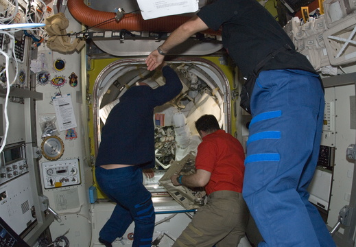 STS134-E-09195