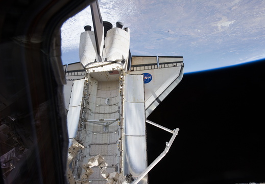 STS134-E-08217