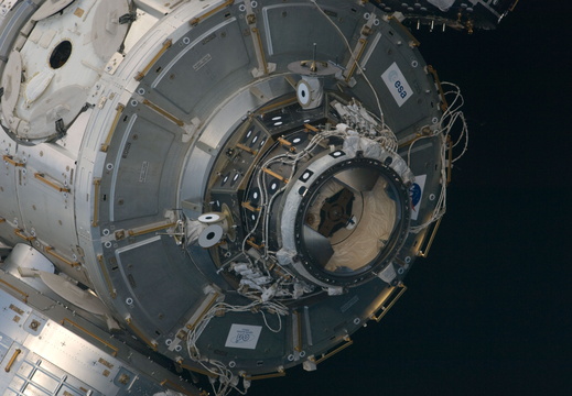 STS134-E-06798