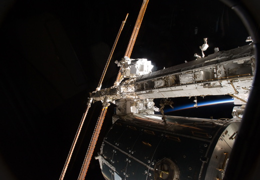 STS134-E-07537