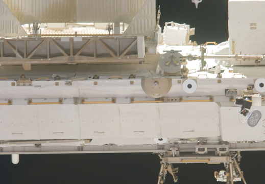 STS134-E-10339