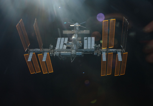 STS134-E-11395