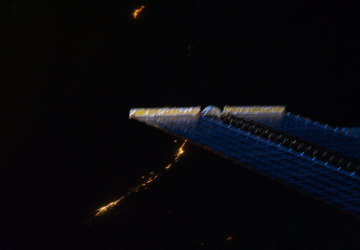 STS134-E-09462