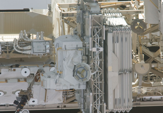 STS134-E-10329