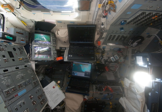 STS134-E-05248
