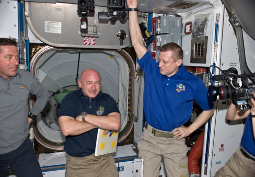 STS134-E-07114