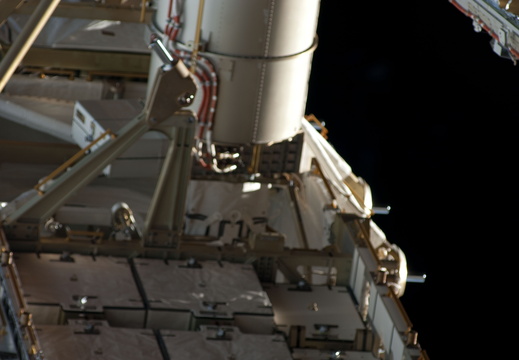 STS134-E-11934