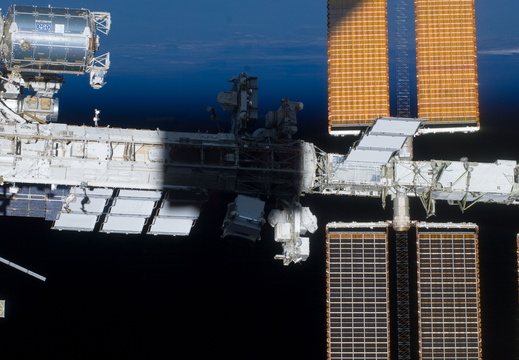 STS134-E-10586