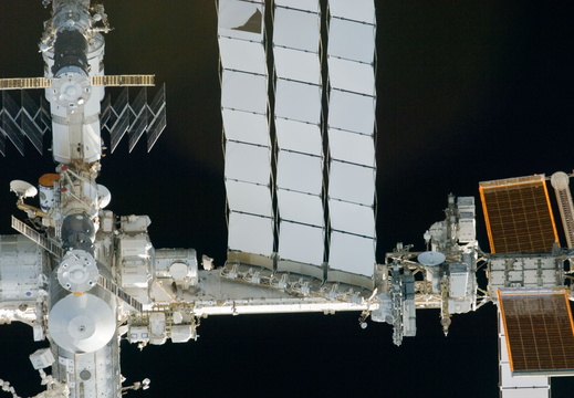 STS134-E-06632
