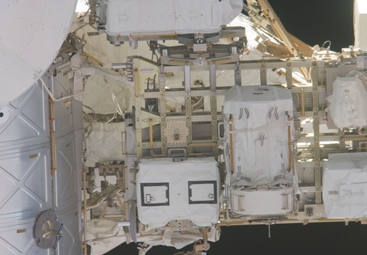 STS134-E-10335
