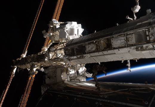 STS134-E-07543
