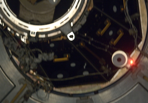 STS134-E-06805