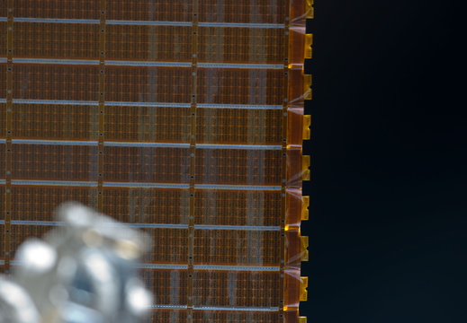 STS134-E-08687