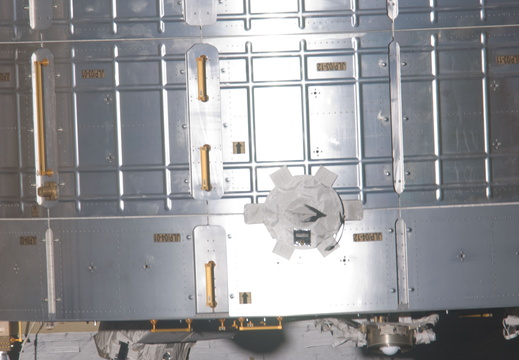 STS134-E-10549