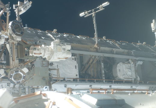 STS134-E-11832