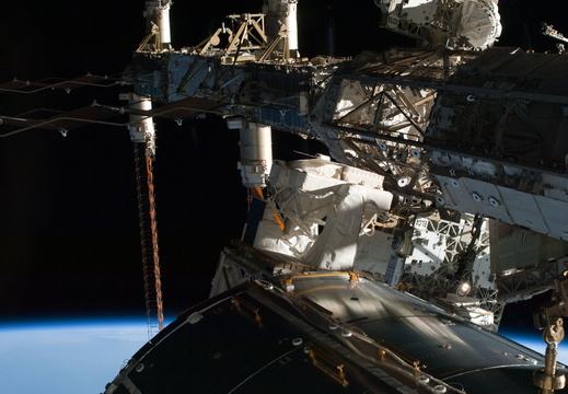STS134-E-09226