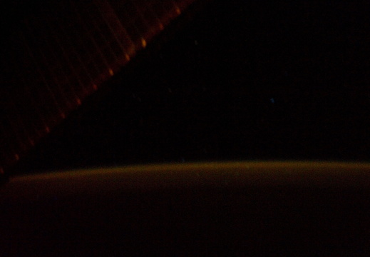STS134-E-09485