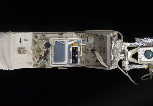 STS134-E-06454
