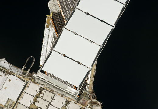 STS134-E-06725