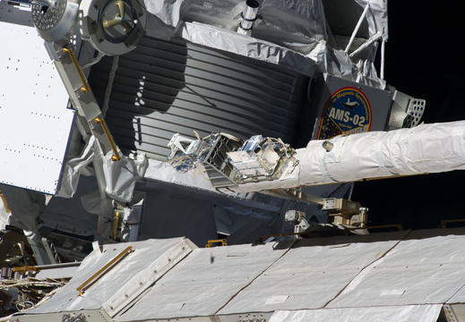 STS134-E-11217