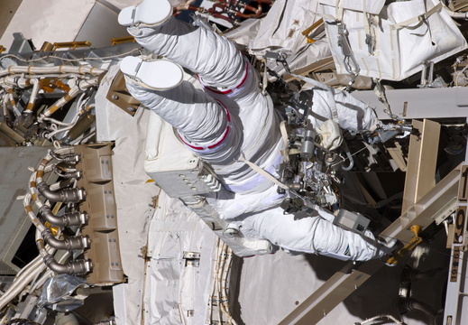 STS134-E-07594