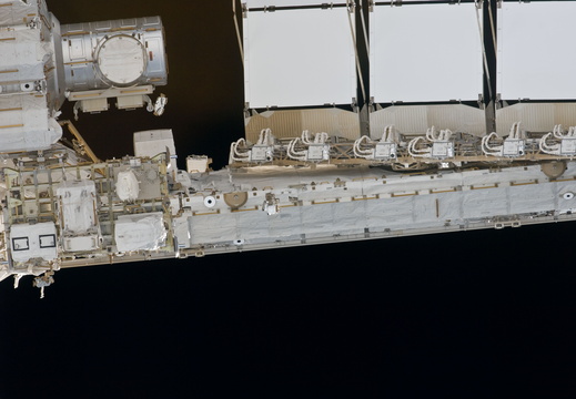 STS134-E-06672