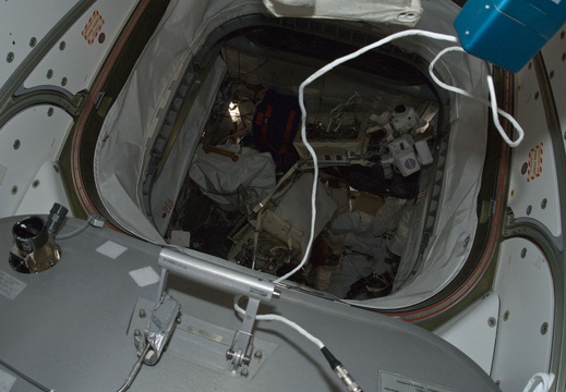 STS134-E-09214